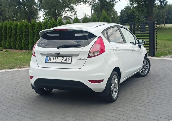 Ford Fiesta cena 26000 przebieg: 131585, rok produkcji 2013 z Chełmno małe 436